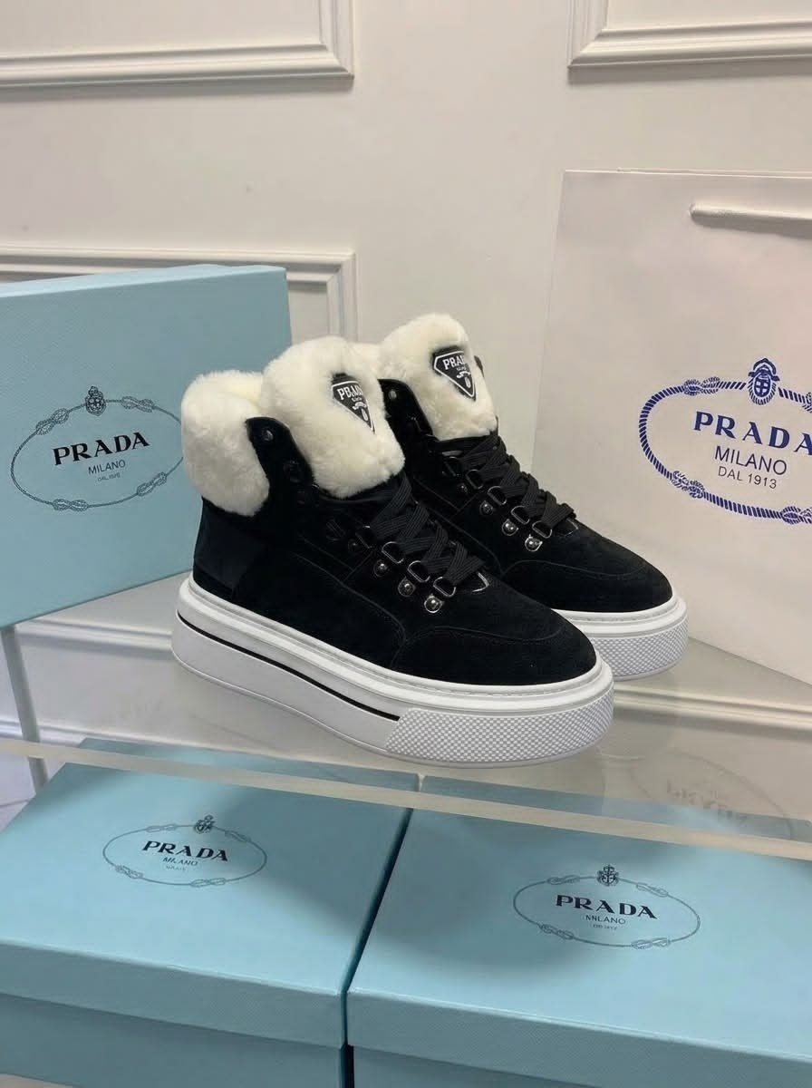 кеды prada,кроссовки prada,зимние ботинки прада женские,женские зимние кроссовки prada с мехом,