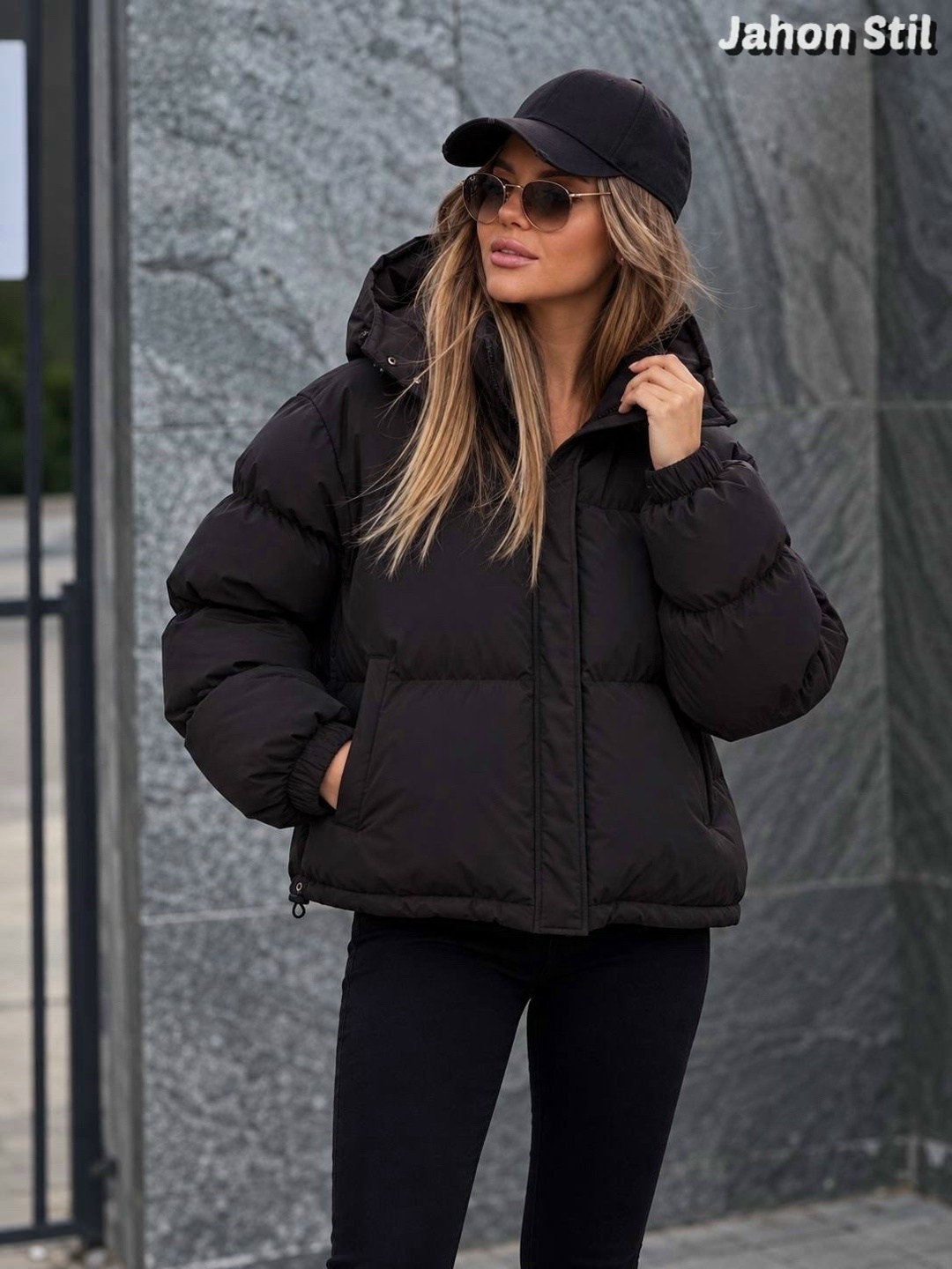 куртка женская,куртка короткая оверсайз с капюшоном swoya wear,куртка женская бежевая,оверсайз куртки,куртка zara puffer crop бежевая