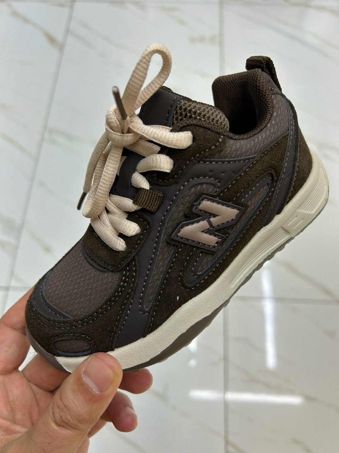 кроссовки adidas,,повседневные кроссовки,кроссовки адидас,кроссовки мужские adidas