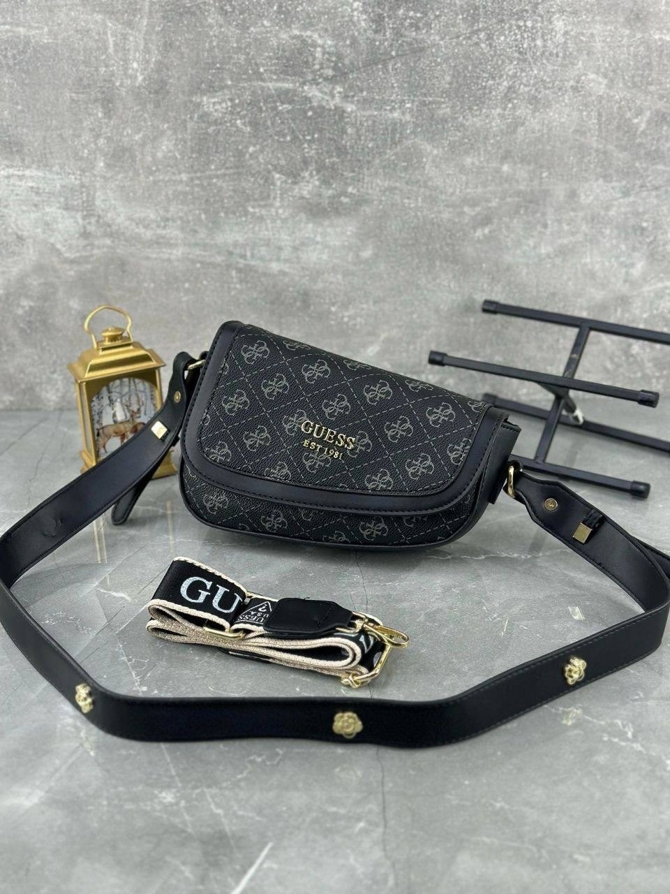 сумка женская guess,сумка седло guess,сумка guess белая,сумка через плечо guess,сумка guess