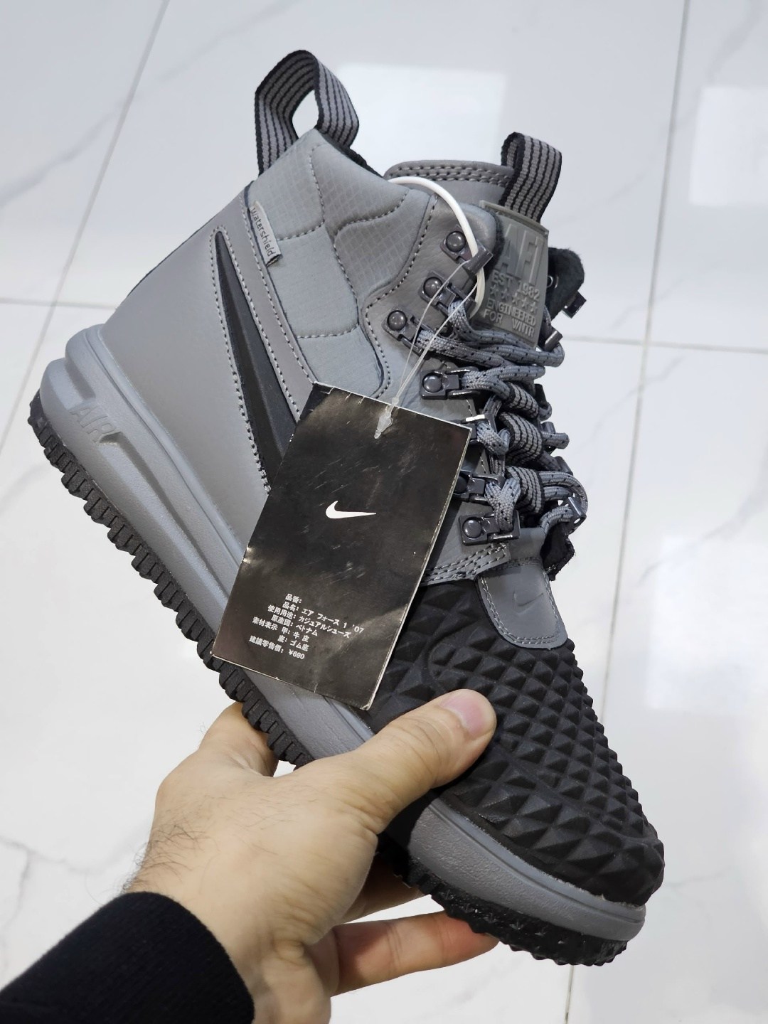 кроссовки nike lunar force 1 duckboot,кроссовки зимние nike lunar force 1 duckboot,кроссовки nike lunar force 1 duckboot цвет серый,кроссовки nike lunar force 1 duckboot grey с мехом,nike lunar force