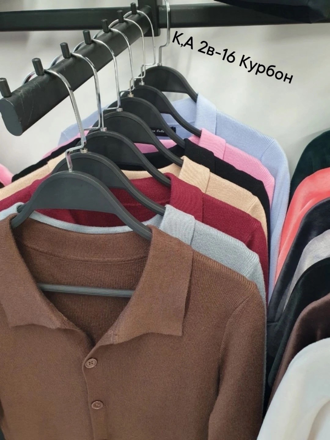 шерстяное платье,трикотажное платье,вязаные платья,приталенное платье,платье вязаное шерстяное