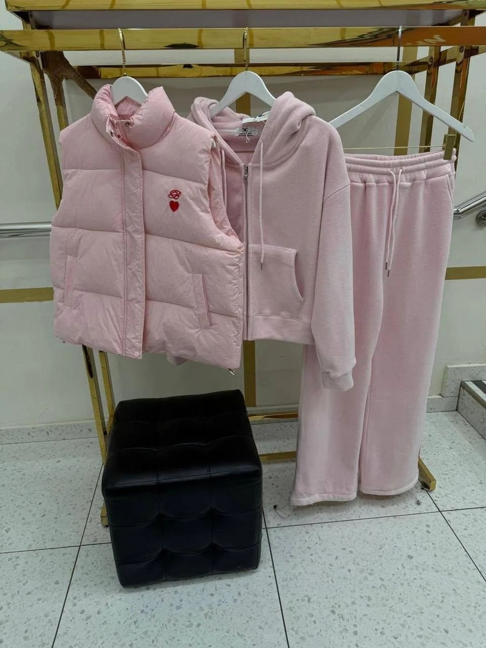 женский чёрный костюм тройка miu miu,женский теплый костюм тройка miu miu,костюм тройка miu miu,костюм тройка с курткой black&brand,костюм тройка женский