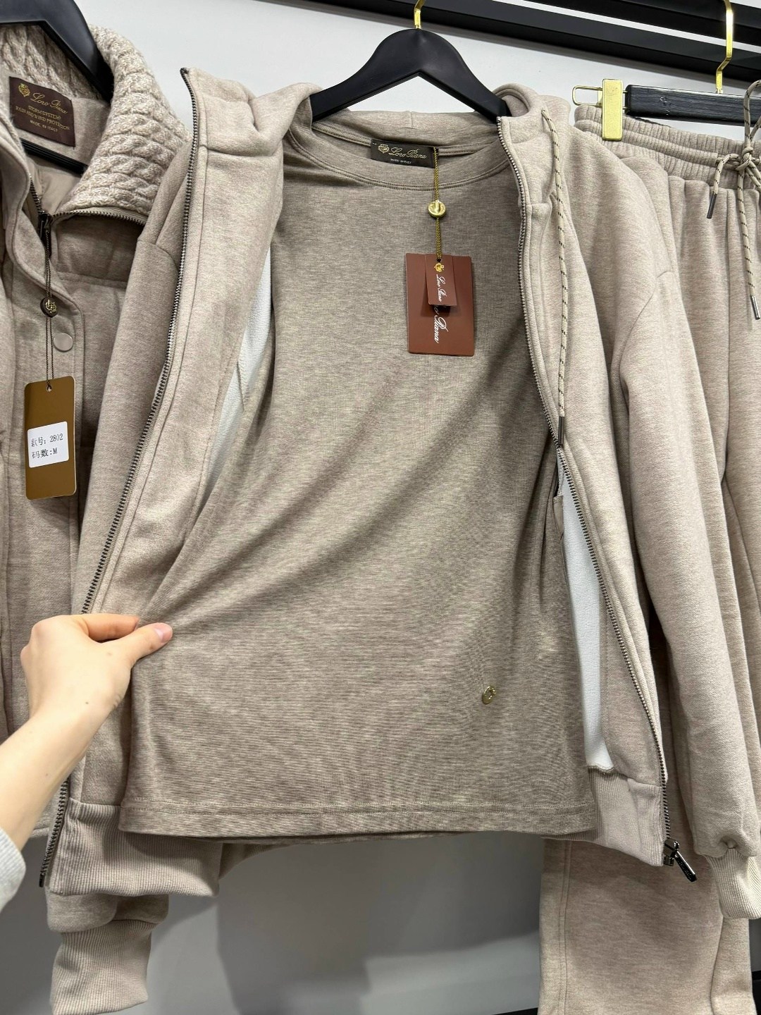 спортивный костюм brunello cucinelli,спортивный костюм loro piana,костюм brunello cucinelli,костюм loro piana,спортивные костюмы