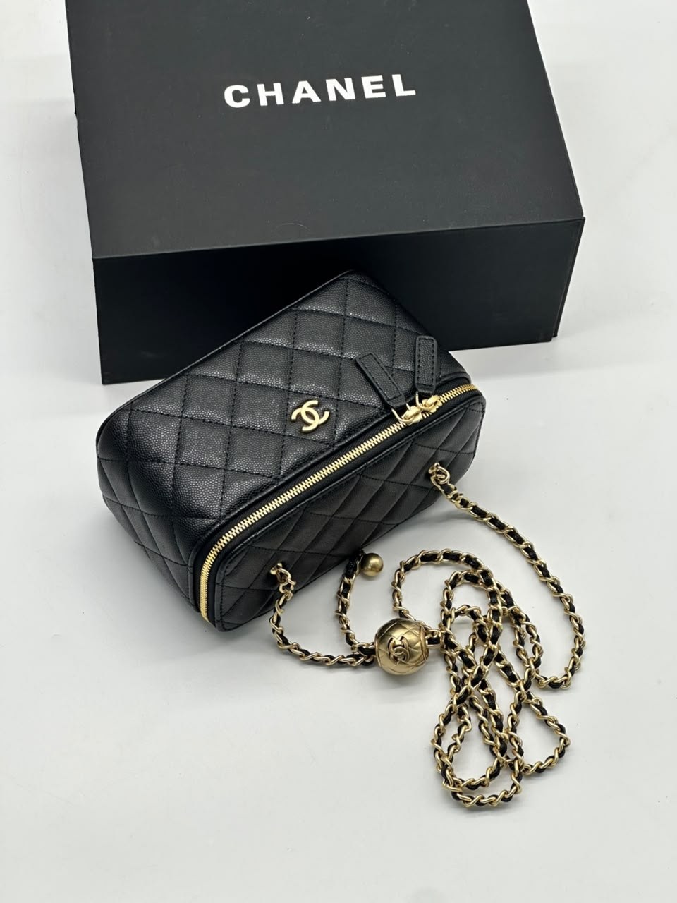 сумка chanel,сумка chanel женская,сумка chanel шанель со съемным ремнем черная,косметичка chanel,сумка через плечо chanel люкс