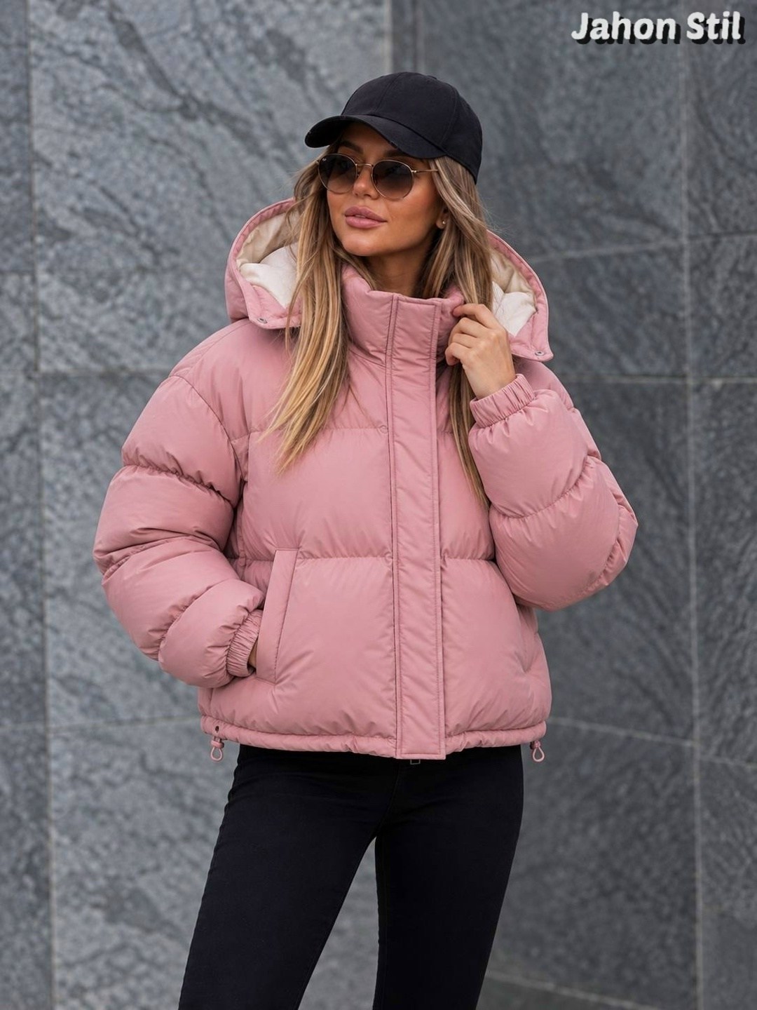 куртка женская,куртка короткая оверсайз с капюшоном swoya wear,куртка женская бежевая,оверсайз куртки,куртка zara puffer crop бежевая