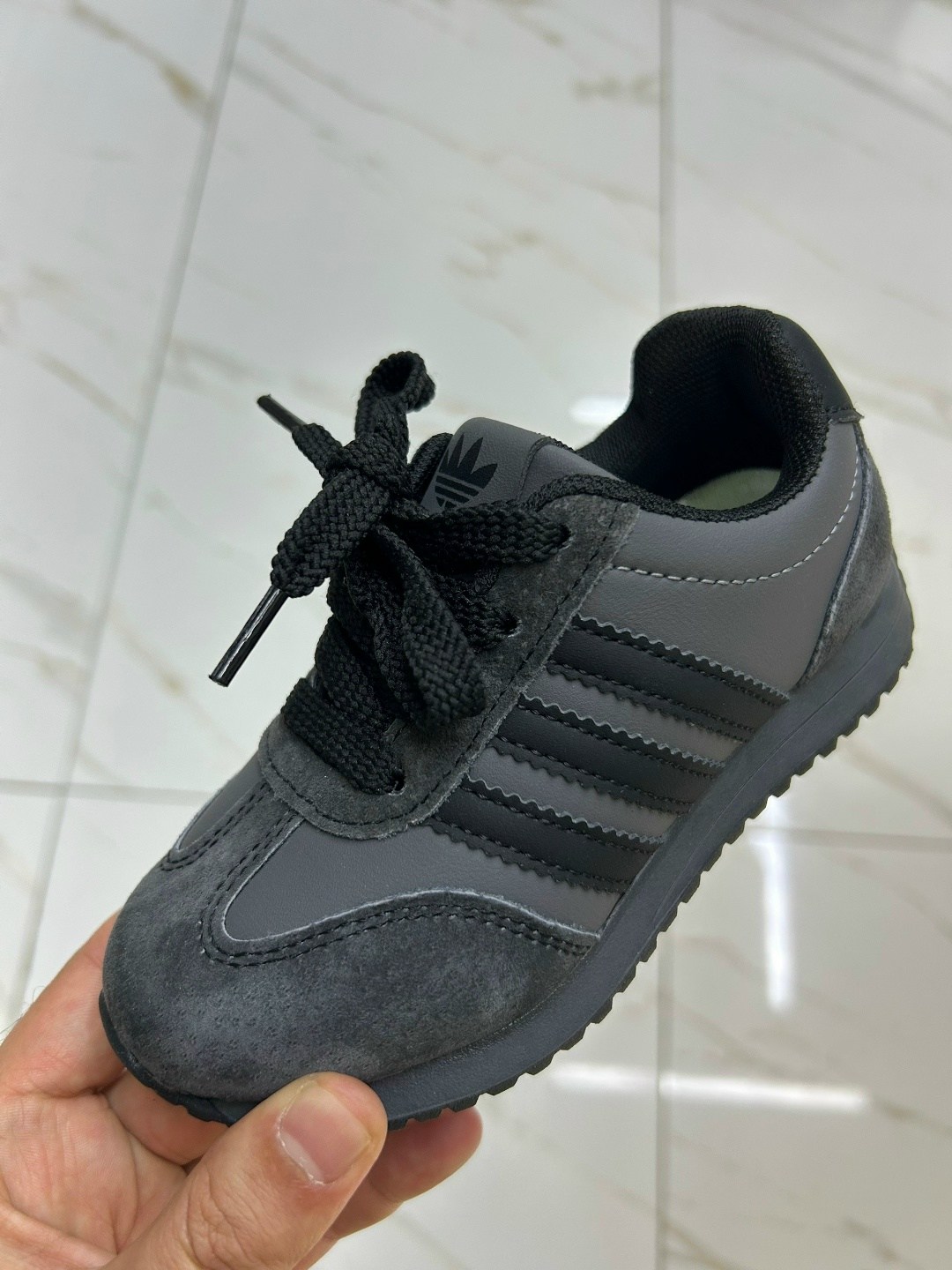 кроссовки adidas,,повседневные кроссовки,кроссовки адидас,кроссовки мужские adidas