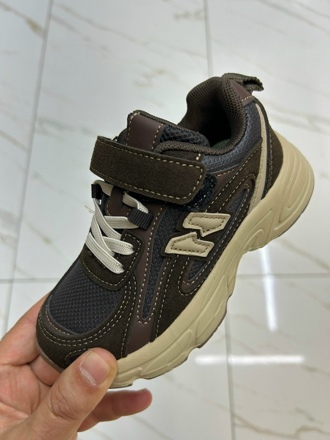 кроссовки adidas,,повседневные кроссовки,кроссовки адидас,кроссовки мужские adidas