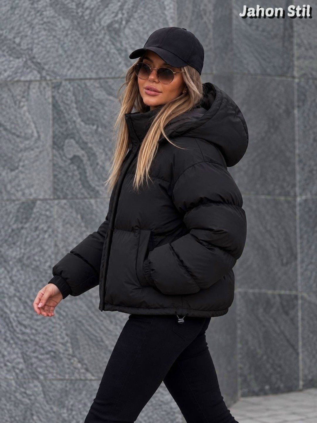 куртка женская,куртка короткая оверсайз с капюшоном swoya wear,куртка женская бежевая,оверсайз куртки,куртка zara puffer crop бежевая