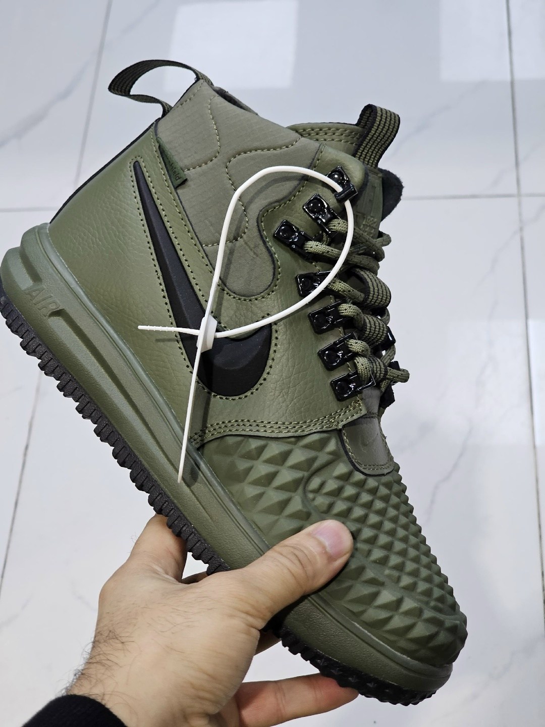 кроссовки nike lunar force 1 duckboot,кроссовки зимние nike lunar force 1 duckboot,кроссовки nike lunar force 1 duckboot цвет серый,кроссовки nike lunar force 1 duckboot grey с мехом,nike lunar force