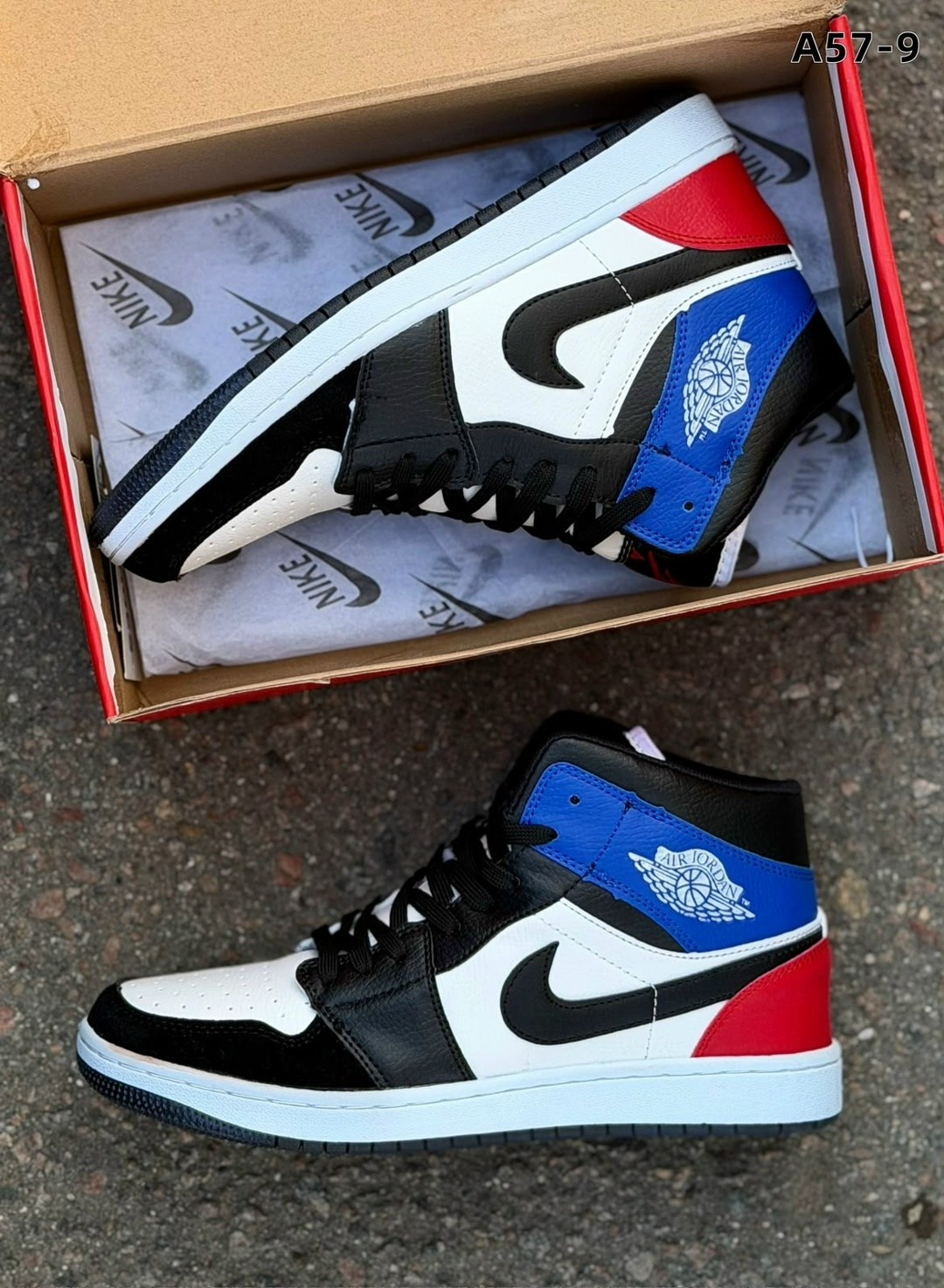 nike air jordan 1 mid se,nike air jordan 1 mid se union royal,nike air jordan 1 mid,air jordan 1 mid se,air jordan 1 mid