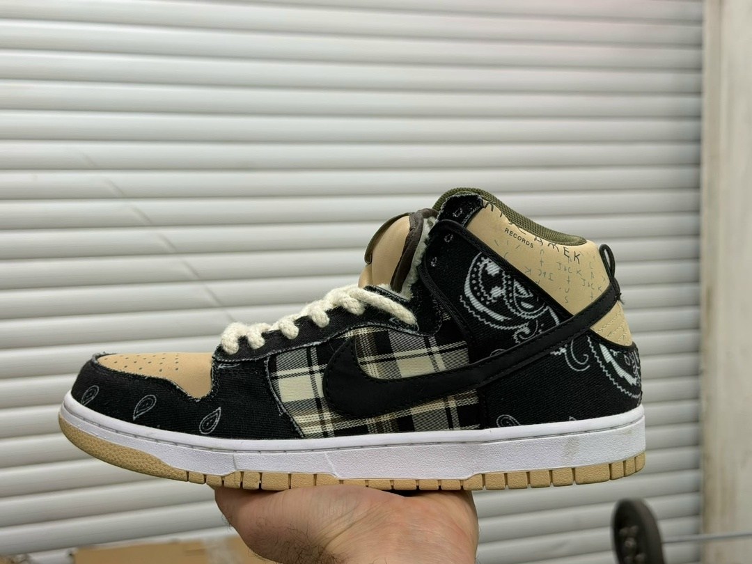 мужские кроссовки nike dunk high,женские кроссовки nike dunk high,зимние кроссовки nike,кроссовки nike dunk,кроссовки