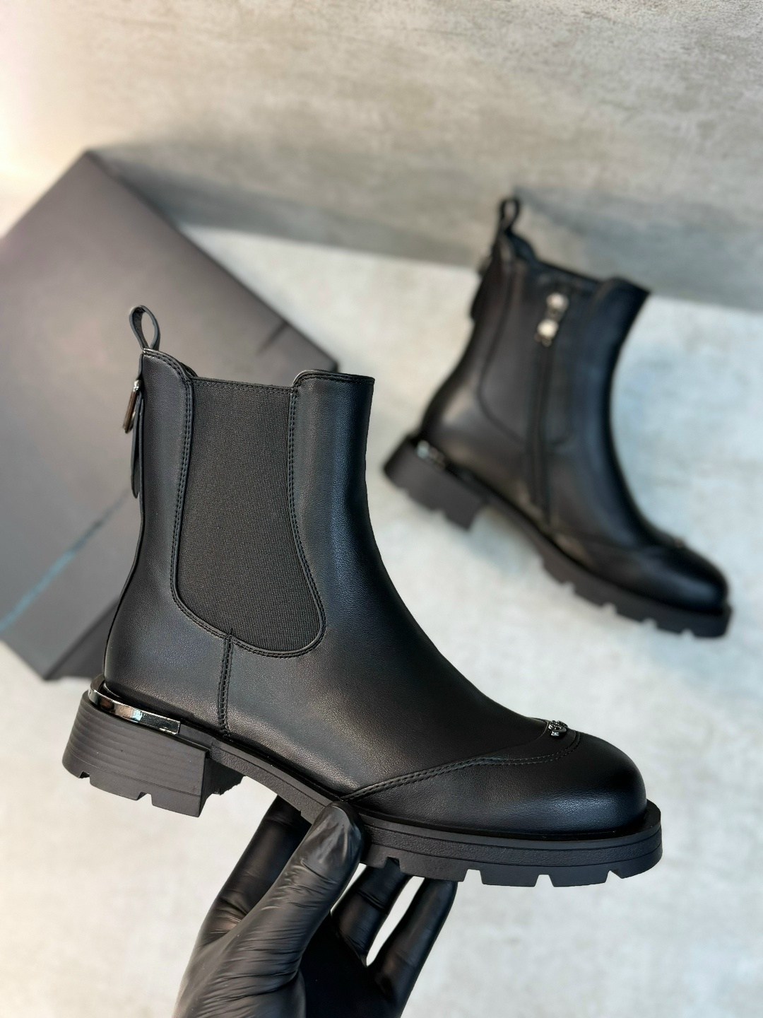 ,ботинки balenciaga,зимние ботинки balenciaga кожаные,ботинки женские,ботинки celine