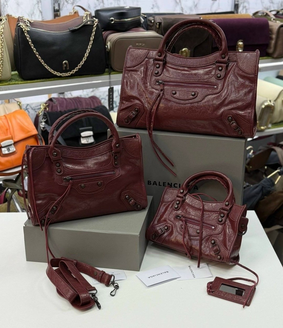 сумка balenciaga,сумка женская balenciaga,сумка баленсиага,сумка,стильная сумка