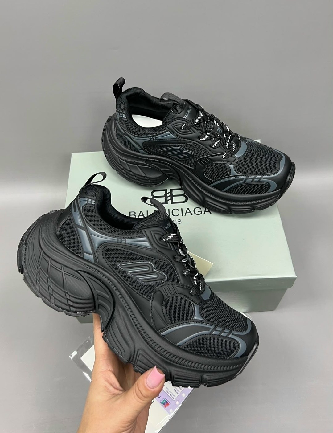 кроссовки balenciaga,женские кроссовки balenciaga,кроссовки мужские balenciaga b-cross16-07 черные 39 ru,кроссовки спортивные balenciaga,balenciaga женские кроссовки cargo
