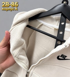 Костюм