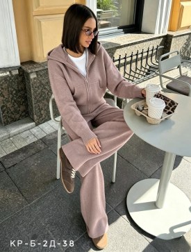 Костюм