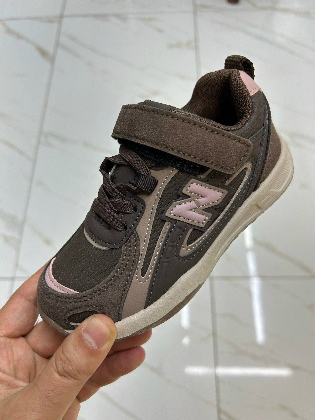 кроссовки adidas,,повседневные кроссовки,кроссовки адидас,кроссовки мужские adidas
