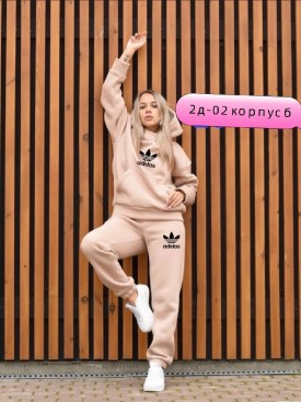 Костюм