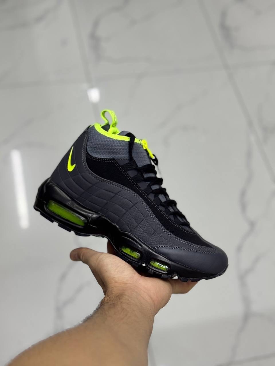 nike air max 95 sneakerboot,зимние кроссовки nike air max 95 sneakerboot,nike air max 95 black sneakerboot,кроссовки nike air max 95,кроссовки nike air max 95 sneakerboot