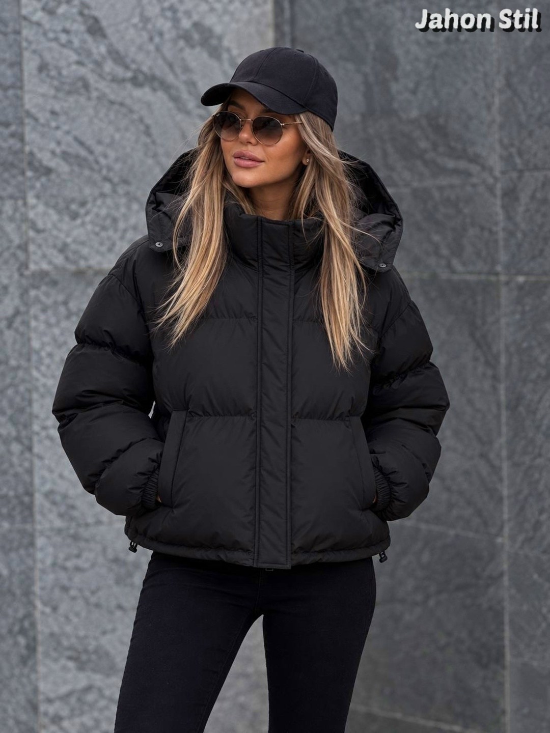 куртка женская,куртка короткая оверсайз с капюшоном swoya wear,куртка женская бежевая,оверсайз куртки,куртка zara puffer crop бежевая