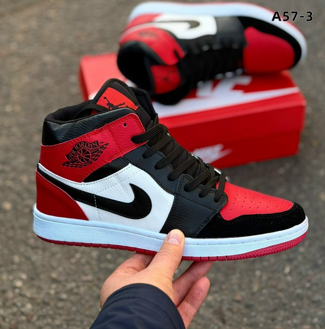 nike air jordan 1 mid se,nike air jordan 1 mid se union royal,nike air jordan 1 mid,air jordan 1 mid se,air jordan 1 mid
