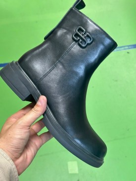 Ботинки