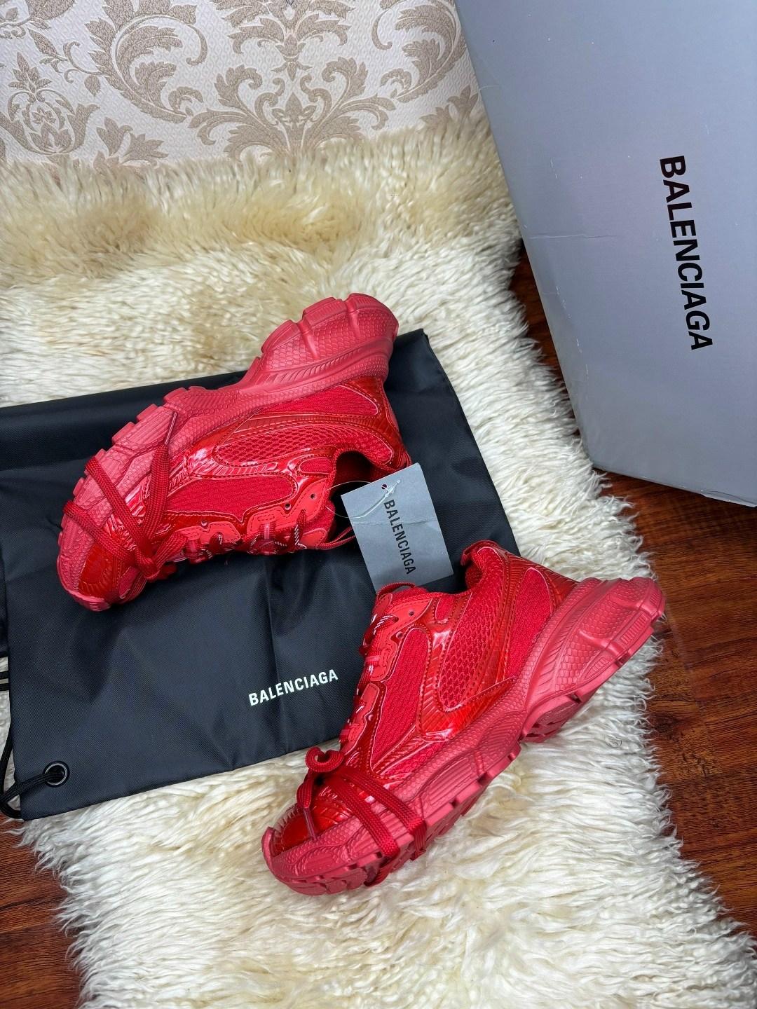 кроссовки баленсиага красные,кроссовки женские balenciaga,кроссовки triple s x adidas 'red' balenciaga,balenciaga triple s clear sole,баленсиага