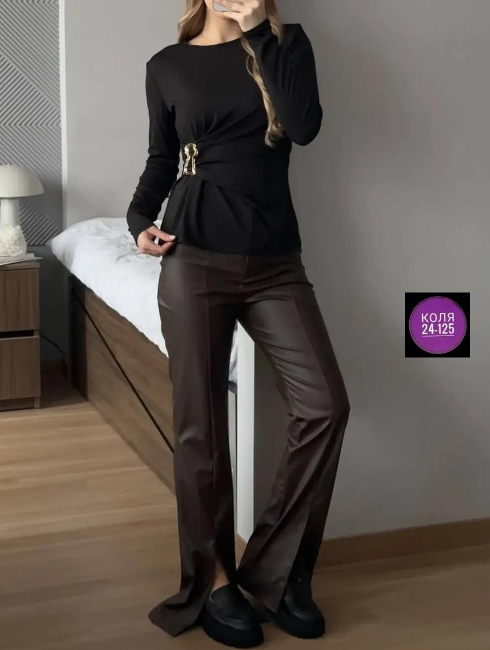 кожаные штаны клеш женские,брюки кожаные клеш,кожаные брюки клеш с разрезом из экокожи,кожаные штаны,кожаные брюки с разрезами