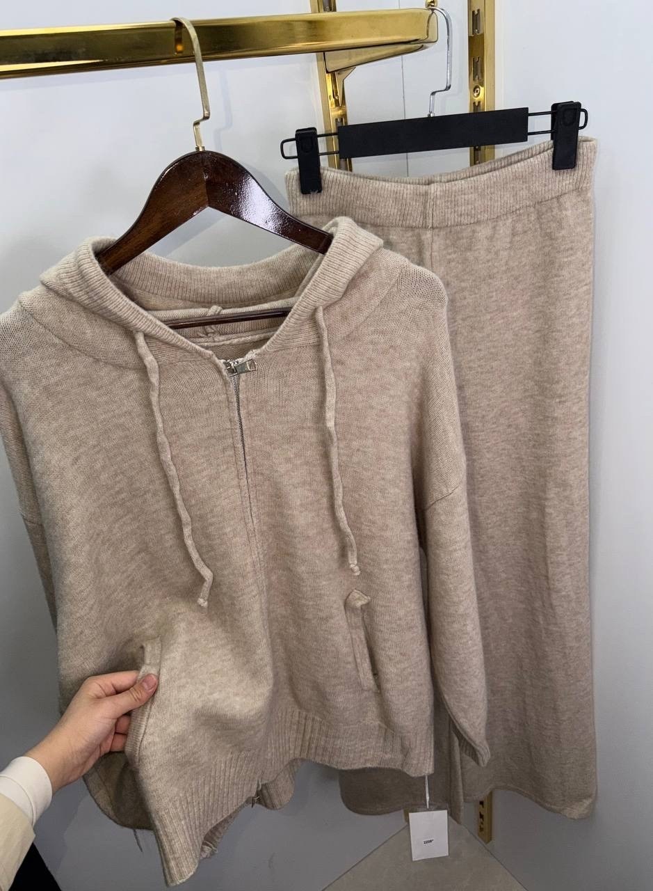 кашемировый костюм loro piana,костюм loro piana,трикотажные костюмы,костюм brunello cucinelli,кашемировый костюм лоро пиано