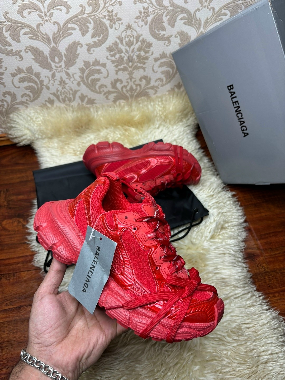 кроссовки баленсиага красные,кроссовки женские balenciaga,кроссовки triple s x adidas 'red' balenciaga,balenciaga triple s clear sole,баленсиага
