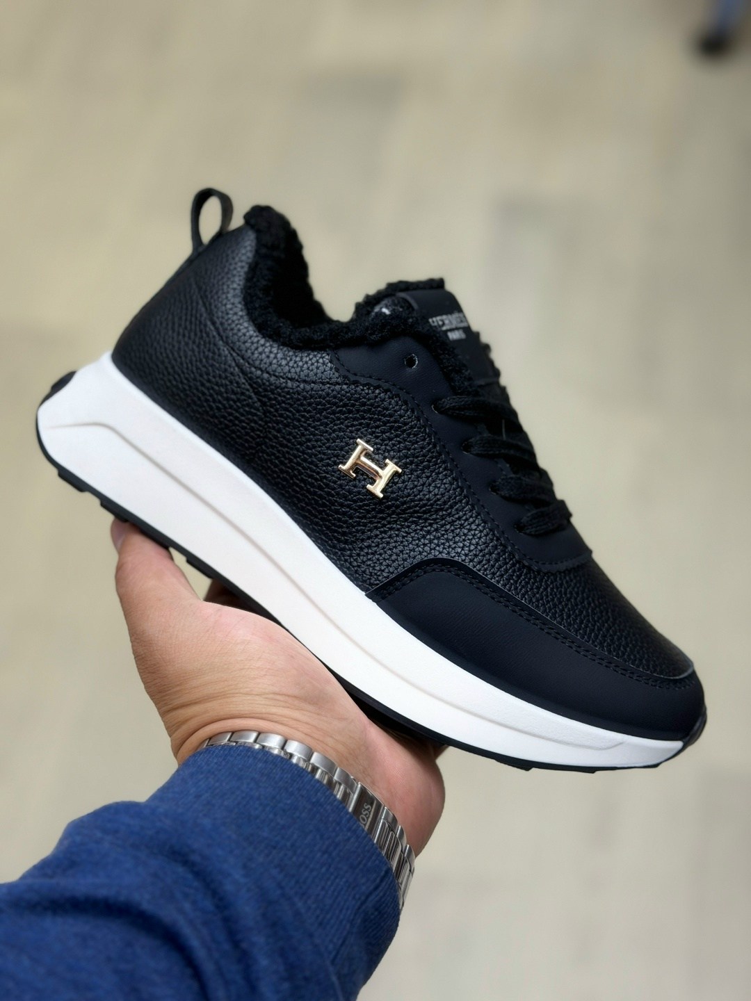 ,кроссовки женские tommy hilfiger,женские кроссовки,tommy hilfiger кроссовки,кроссовки жен. tommy hilfiger fw0fw05010