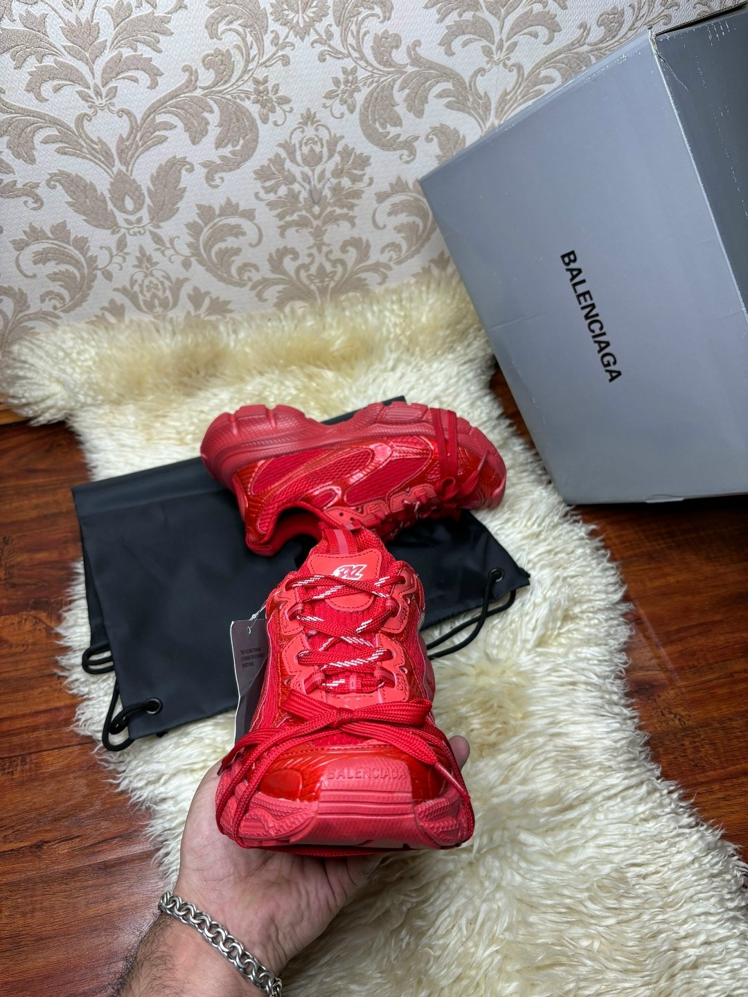 кроссовки баленсиага красные,кроссовки женские balenciaga,кроссовки triple s x adidas 'red' balenciaga,balenciaga triple s clear sole,баленсиага