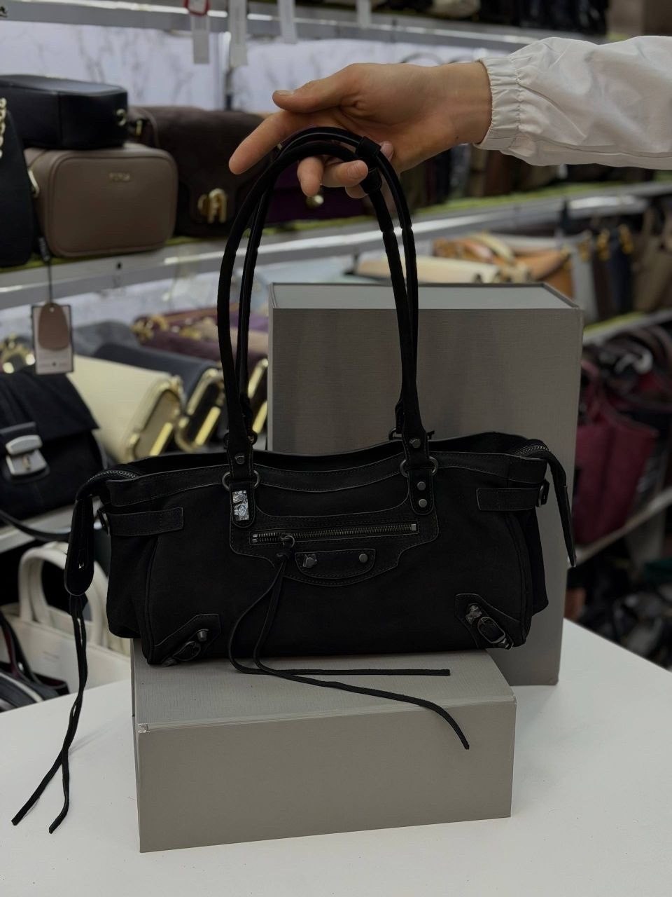 balenciaga сумка,сумка женская balenciaga,сумка женская замшевая,сумка,замшевая сумка