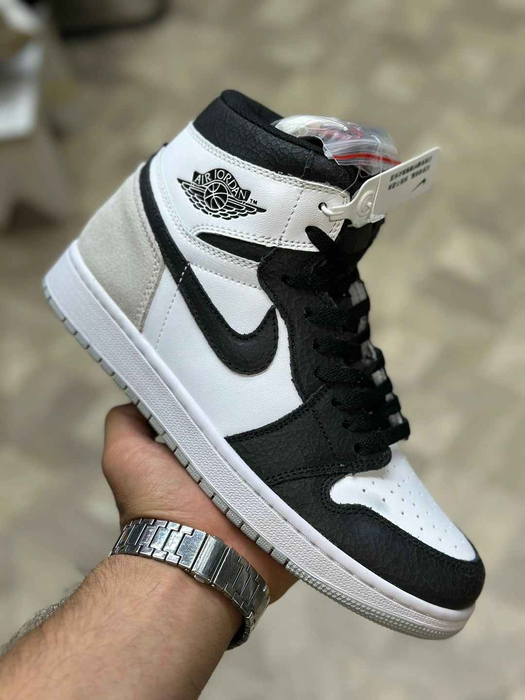 кроссовки nike air jordan 1 retro high,кроссовки nike air jordan retro 1 high dior,nike air jordan 1 retro high,кроссовки nike air jordan 1,nike air jordan 1