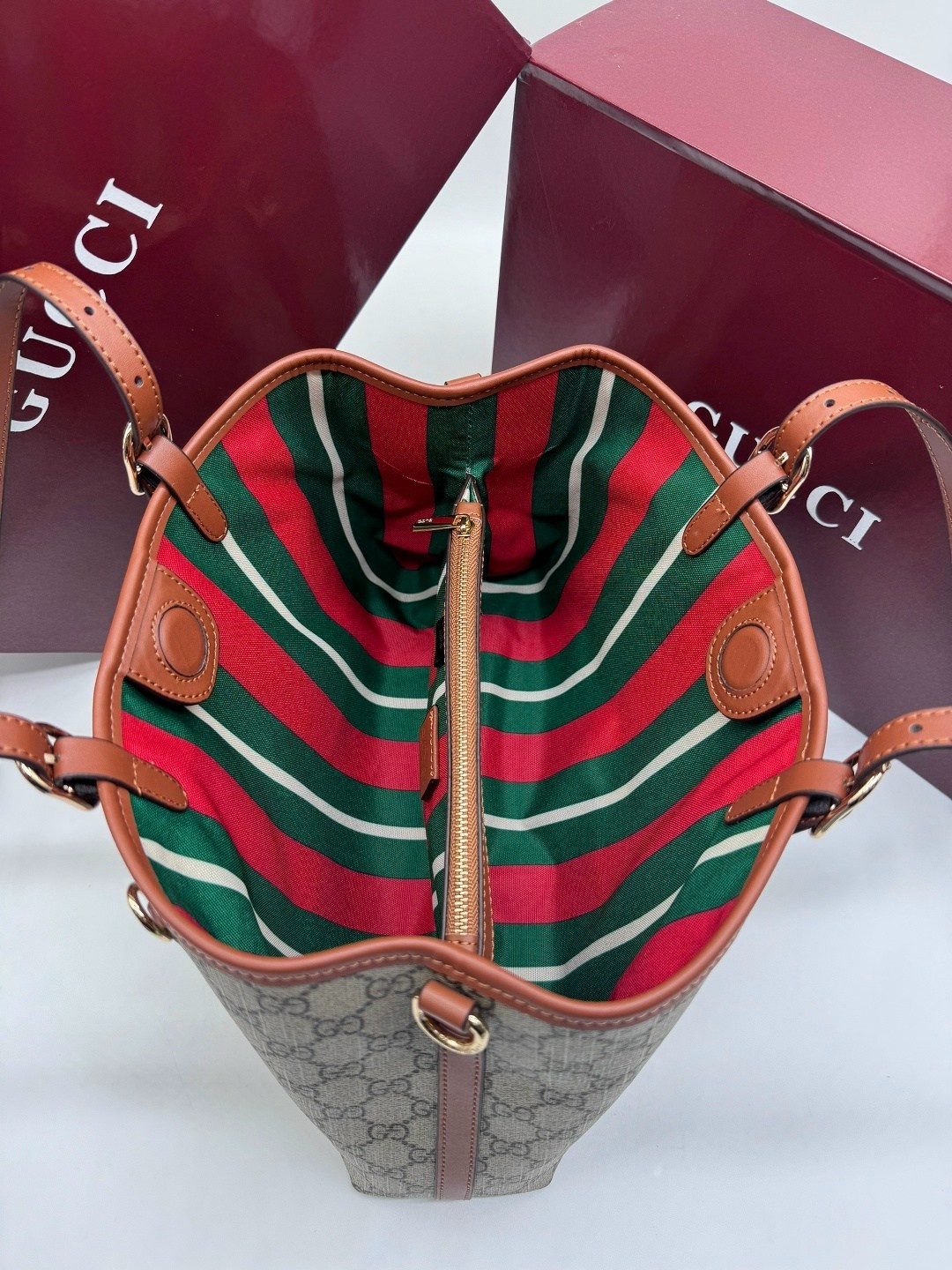 сумка gucci,сумка женская gucci,сумка через плечо gucci,сумка шоппер гуччи,сумка