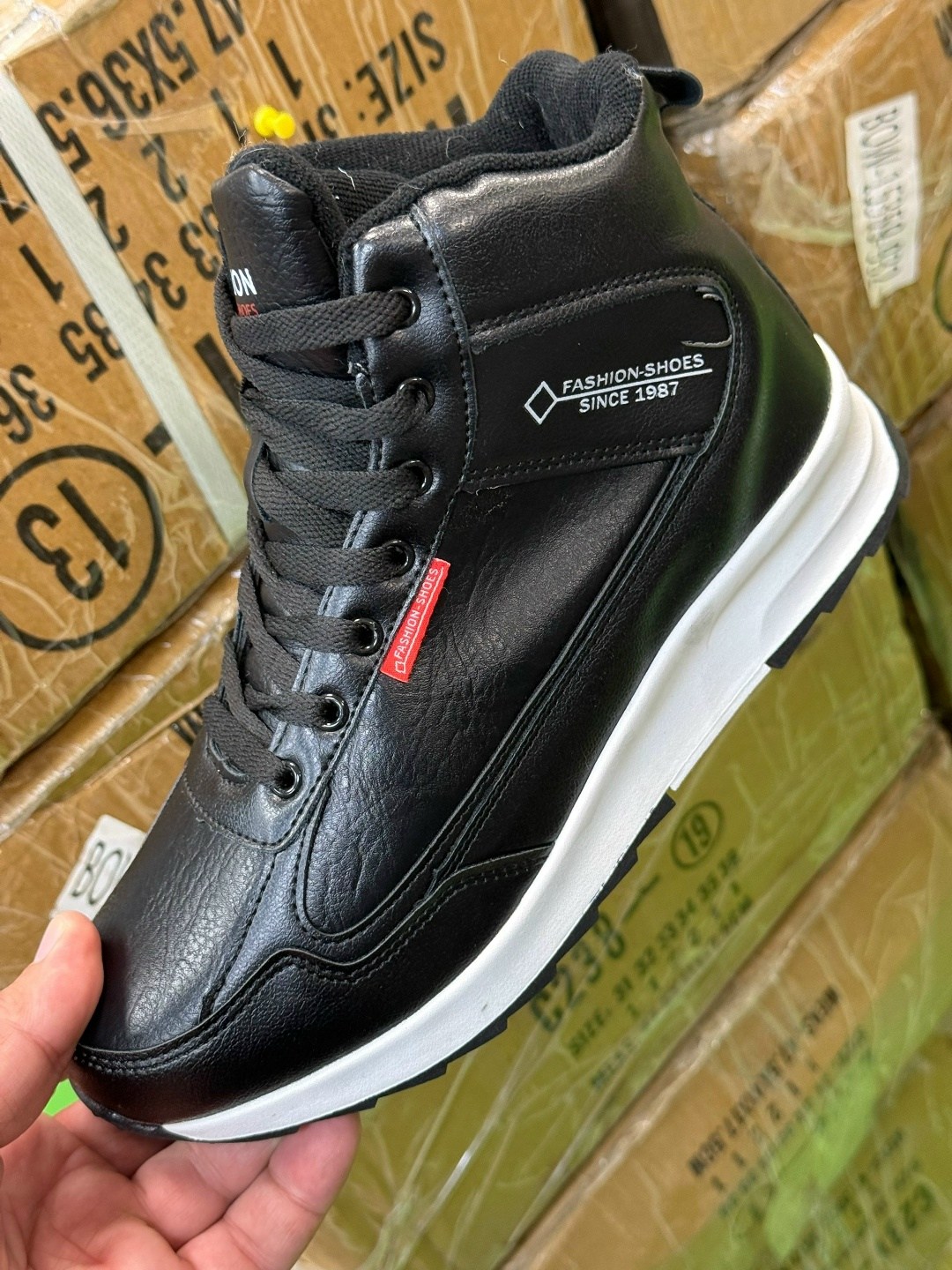 ,зимние мужские ботинки,мужские кроссовки reebok зимние с мехом черные, мужская зимняя,зимние кроссовки мужские