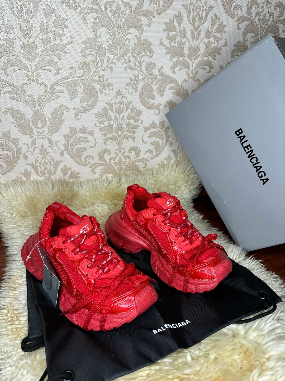 кроссовки баленсиага красные,кроссовки женские balenciaga,кроссовки triple s x adidas 'red' balenciaga,balenciaga triple s clear sole,баленсиага