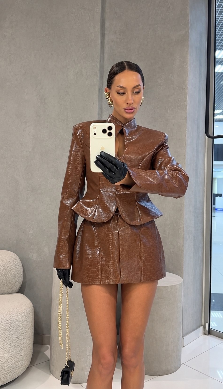 кожаный костюм с юбкой,кожаная куртка,костюм miu miu,miu miu женский костюм двойка
