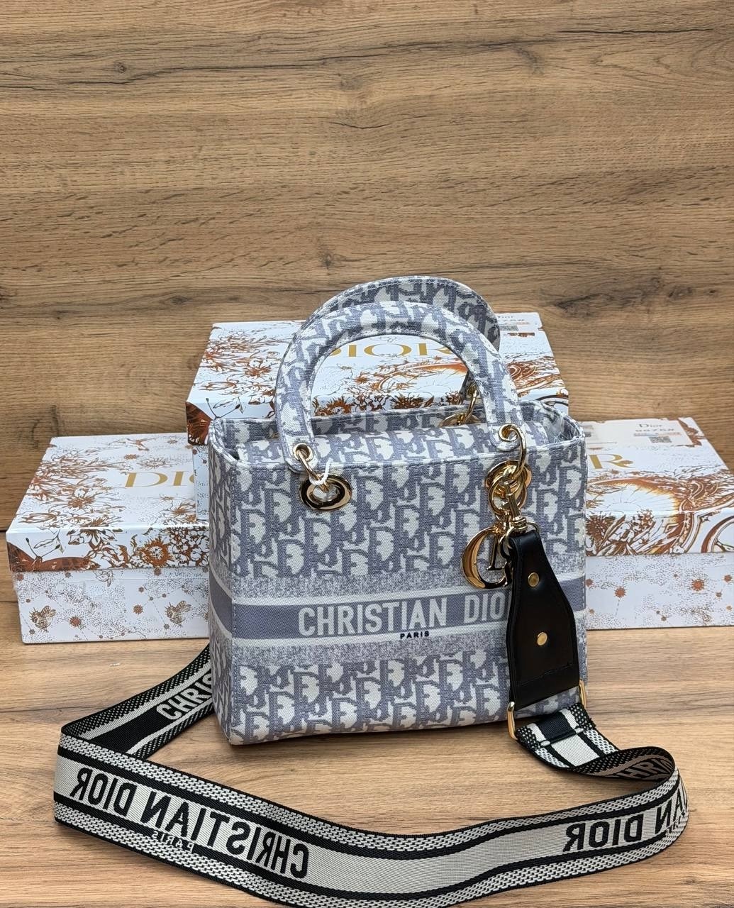 сумка диор,сумка dior,сумка диор через плечо женская,женская сумка dior,сумка
