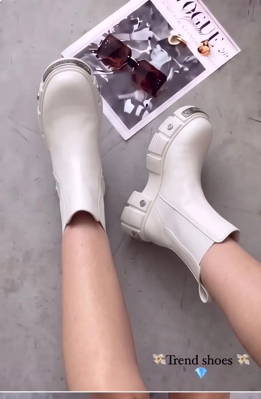 ,ботинки женские,ботинки balenciaga,ботинки прада белые,женские сапоги