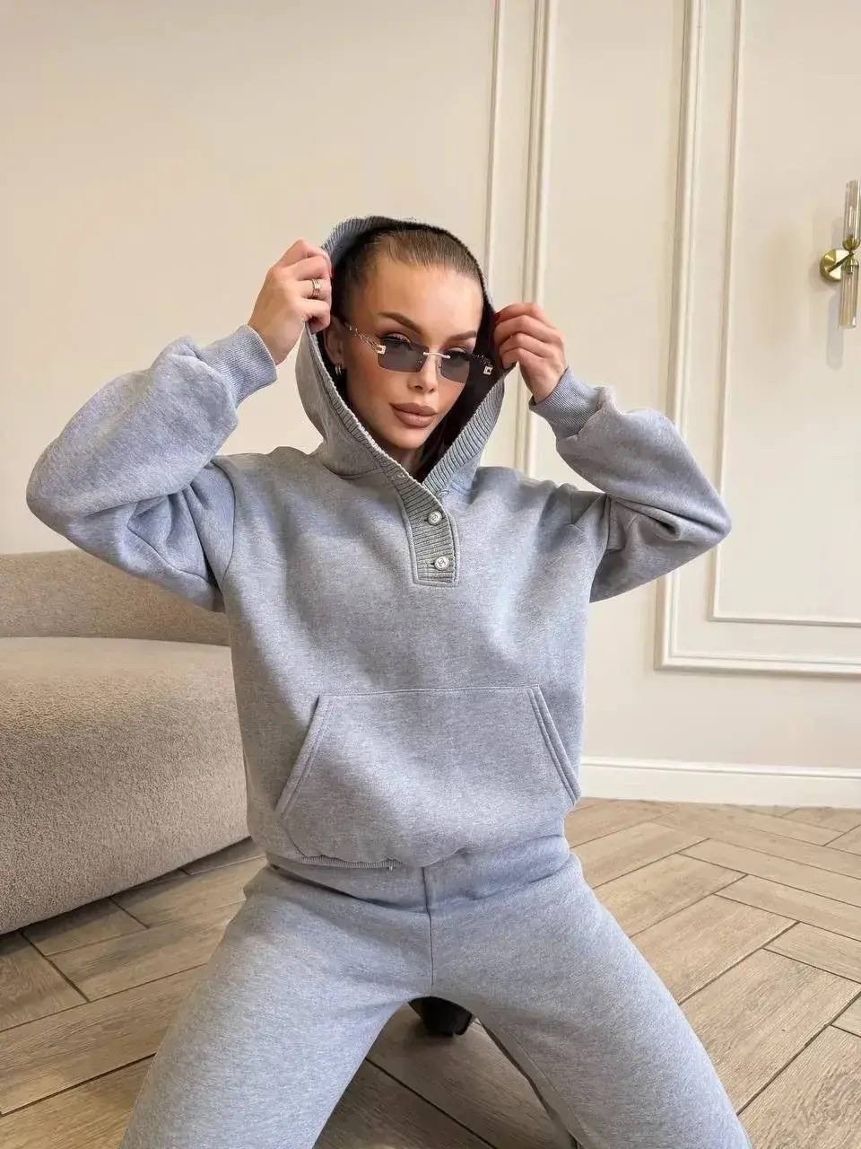 miu miu женский серый костюм тройка,костюм тройка на флисе,серый костюм тройка женский,костюм тройка женский,костюм теплый