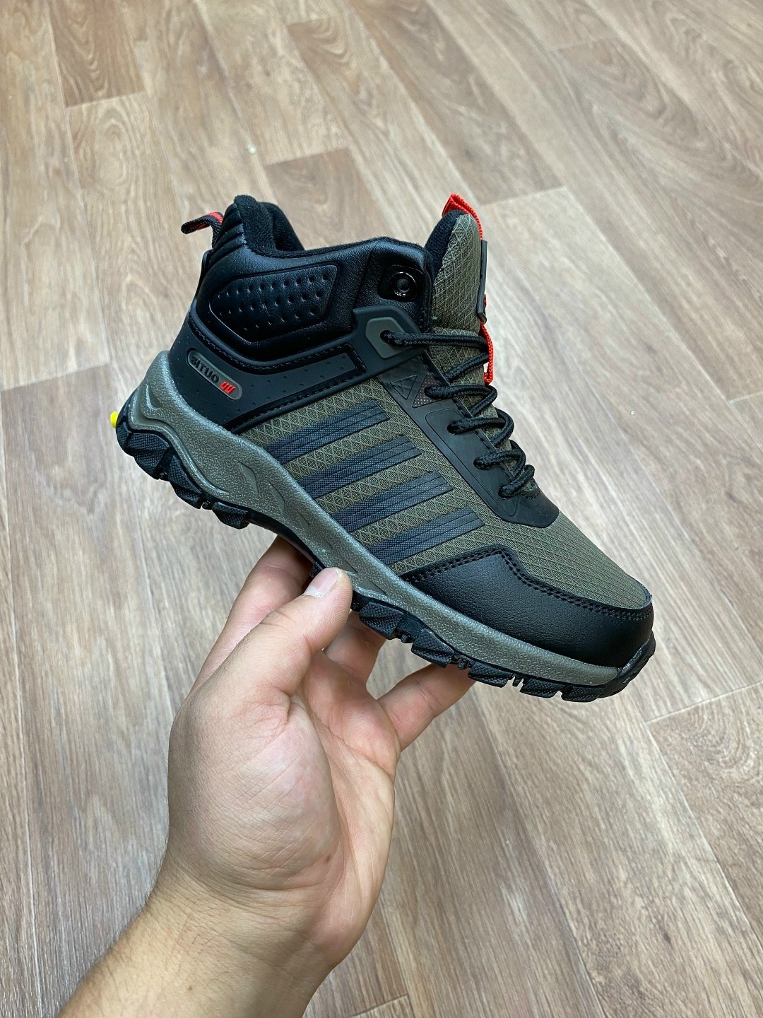 зимние кроссовки мужские адидас,кроссовки adidas зимние,кроссовки мужские adidas,зимние кроссовки мужские адидас с мехом,зимние кроссовки мужские