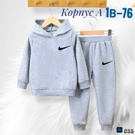 Костюм