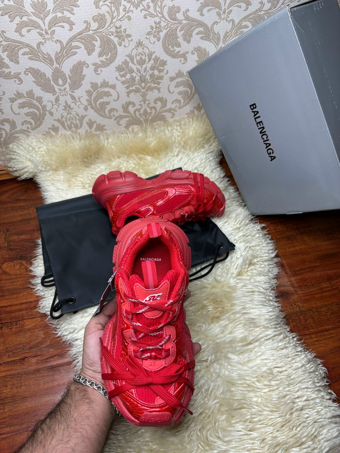 кроссовки баленсиага красные,кроссовки женские balenciaga,кроссовки triple s x adidas 'red' balenciaga,balenciaga triple s clear sole,баленсиага