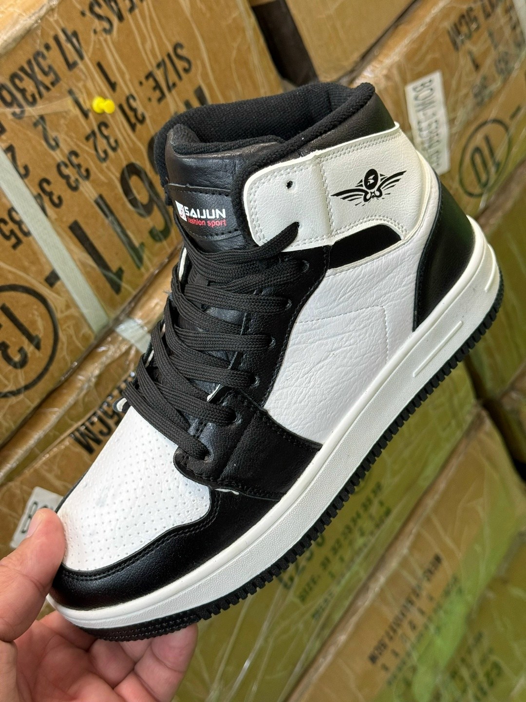 ,зимние мужские ботинки,мужские кроссовки reebok зимние с мехом черные, мужская зимняя,зимние кроссовки мужские
