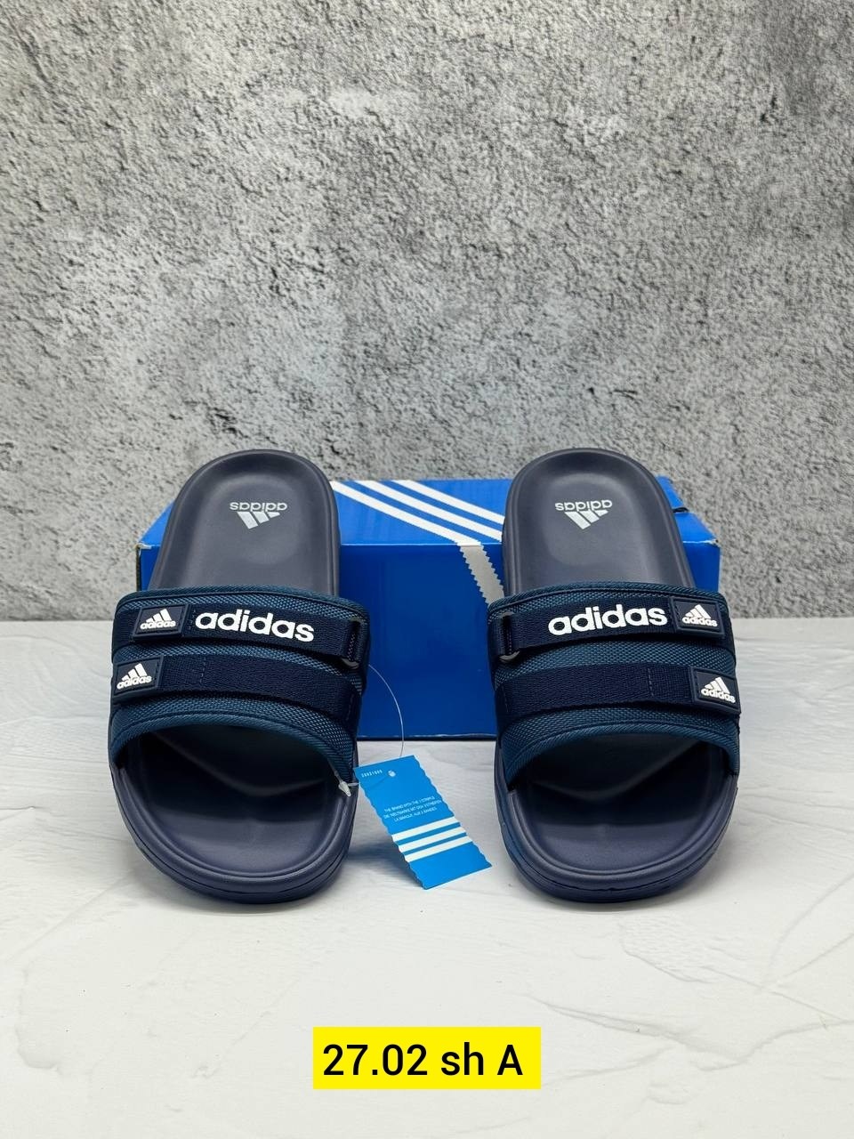 сланцы adidas,шлепанцы adidas,шлепки adidas,мужские шлепанцы,кроссовки adidas