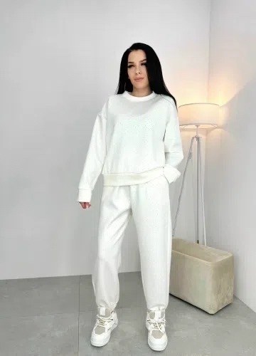 свитшот женская,костюм спортивный в стразах,свитшот со стразами,костюм со стразами,белые толстовки