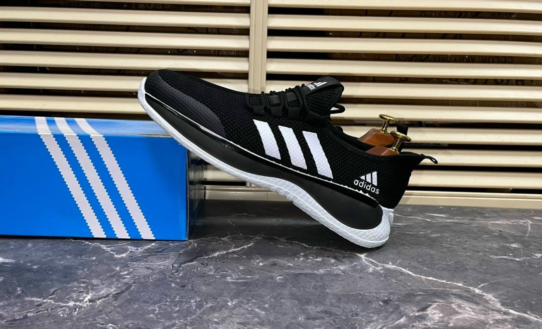 кроссовки мужские adidas,кроссовки мужские,спортивные мужские кроссовки,кроссовки adidas,кроссовки мужские женские adidas