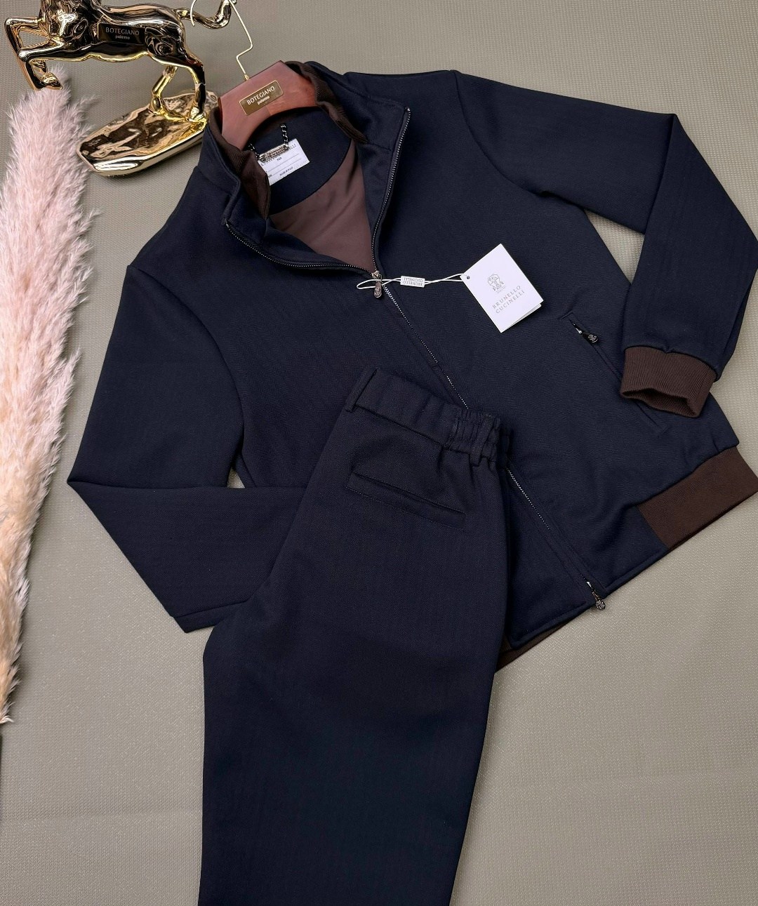 спортивный костюм brunello cucinelli,костюм brunello cucinelli,прогулочный костюм brunello cucinelli,спортивный костюм loro piana,мужской спортивный костюм